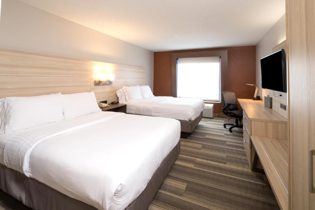 Express & - By Ihg Gaylord