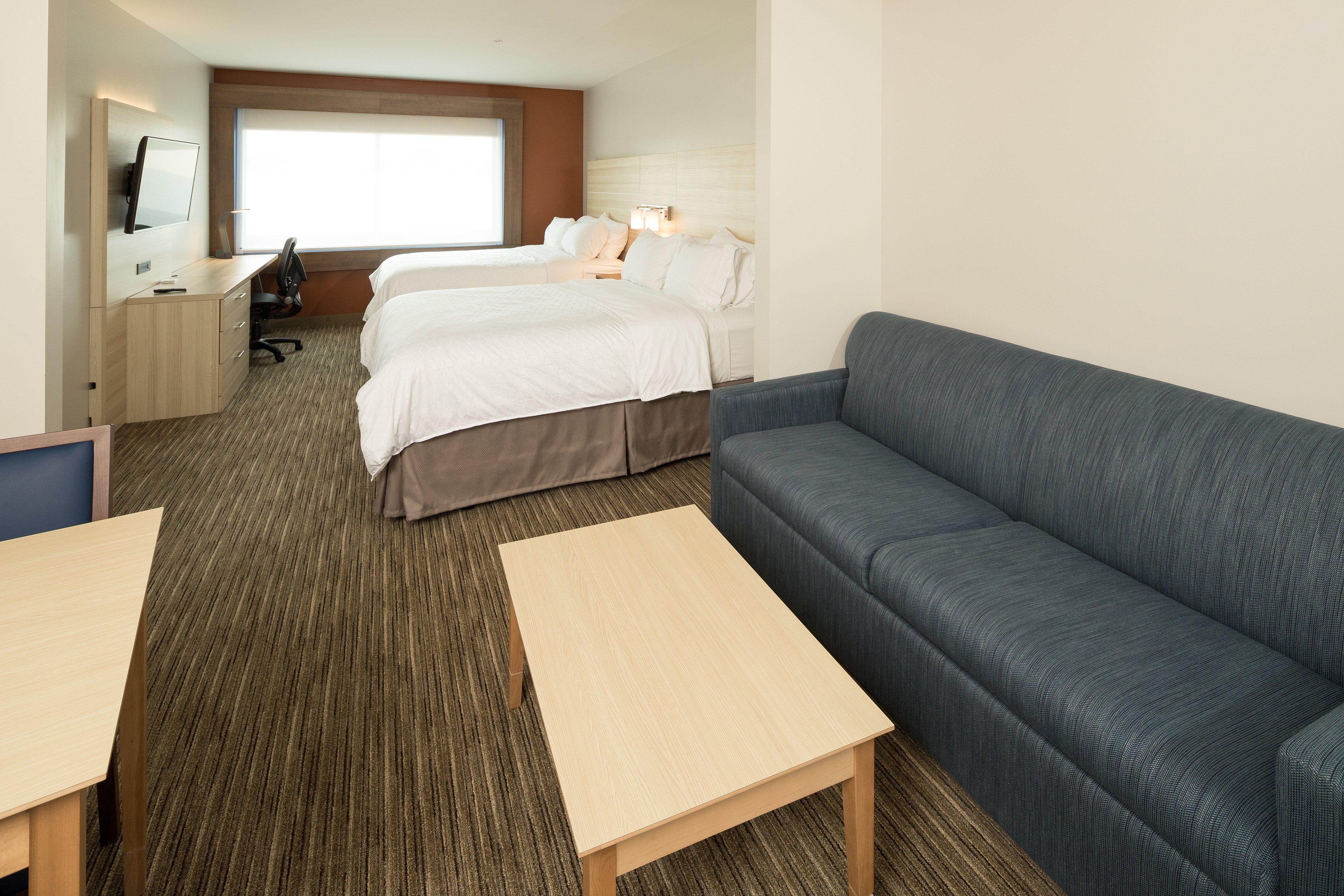 Express & - By Ihg