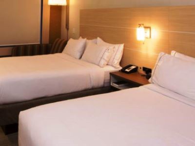 Hotel Express & - By Ihg